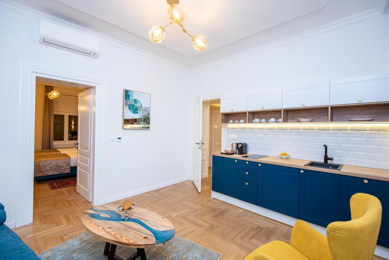 Megapolis City Center Suites Сараєво Екстер'єр фото