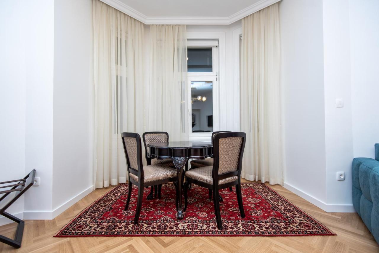 Megapolis City Center Suites Сараєво Екстер'єр фото